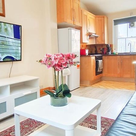 Apartament Flat 2, 6 Tauton Mews In Marylebone Londyn Zewnętrze zdjęcie